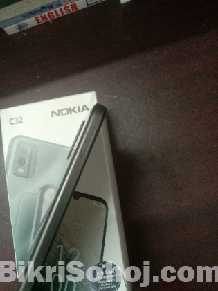 Nokia c32